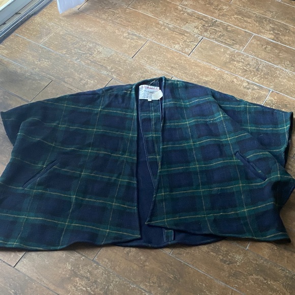 Plaid Open Front Poncho by Cartonnier. Size xs/small. Great condition. - Picture 1 of 4